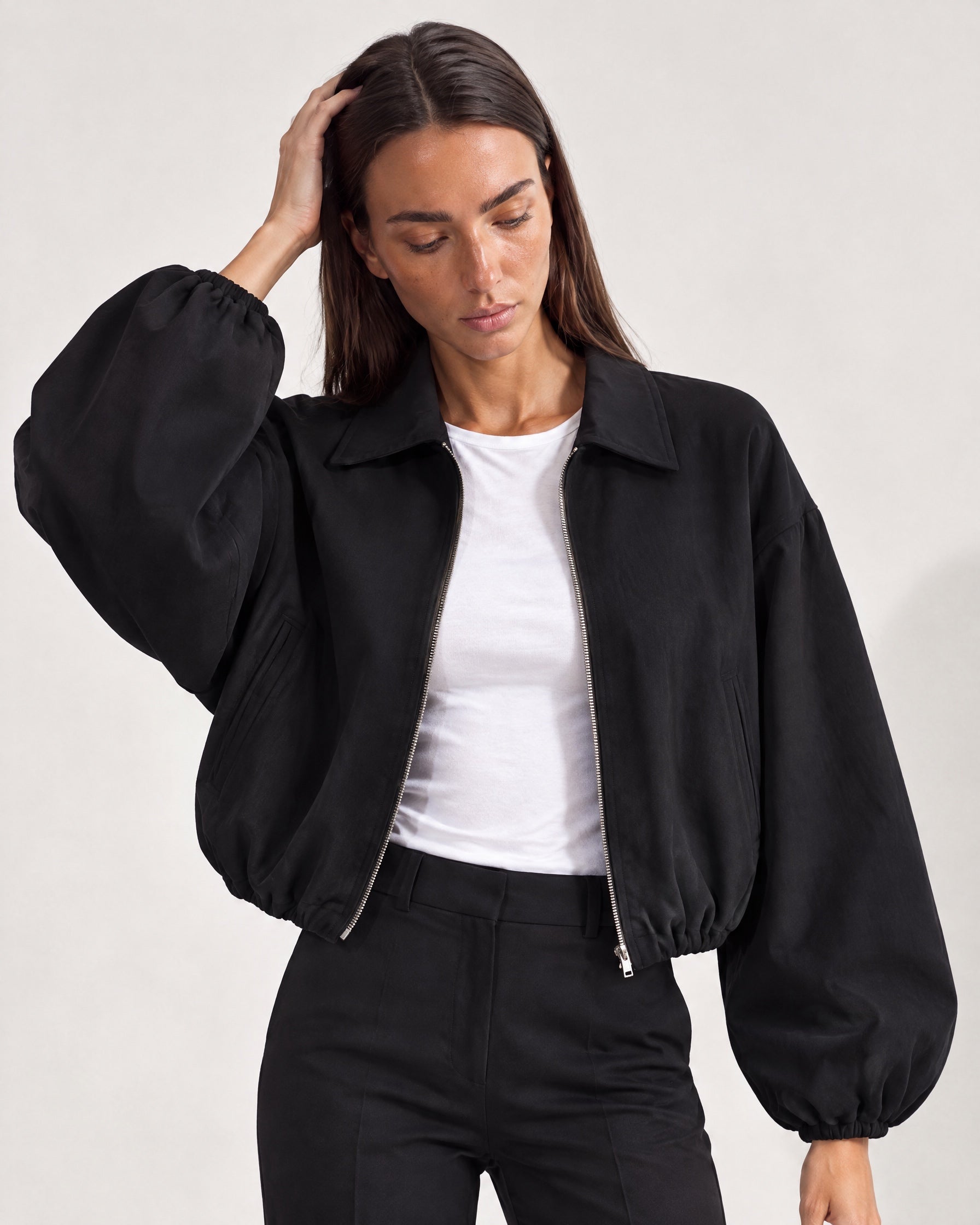 Black Cropped Jacket Oversized Bomber Jacket with Balloon Sleeves and Zip Front