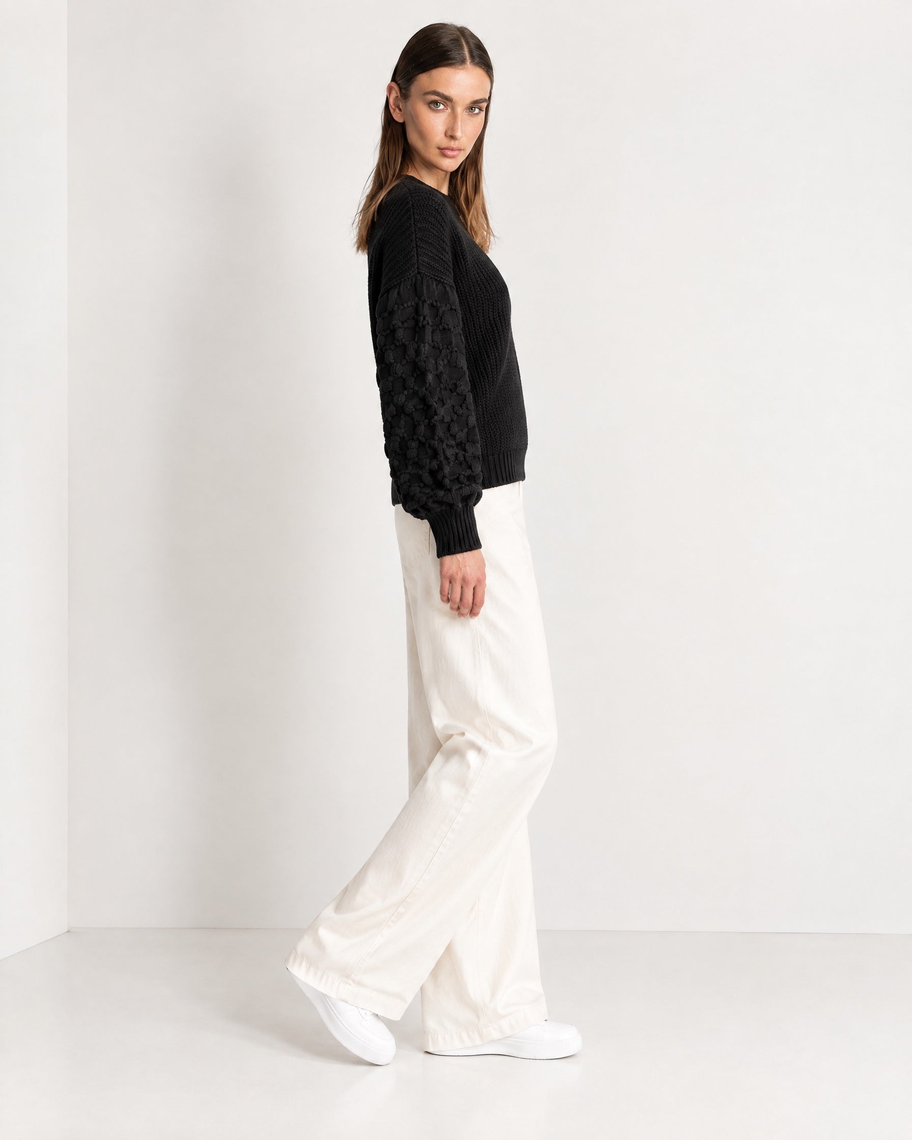 Black Bobble Knit Jumper Relaxed Crew Neck Sweater with Textured Sleeves