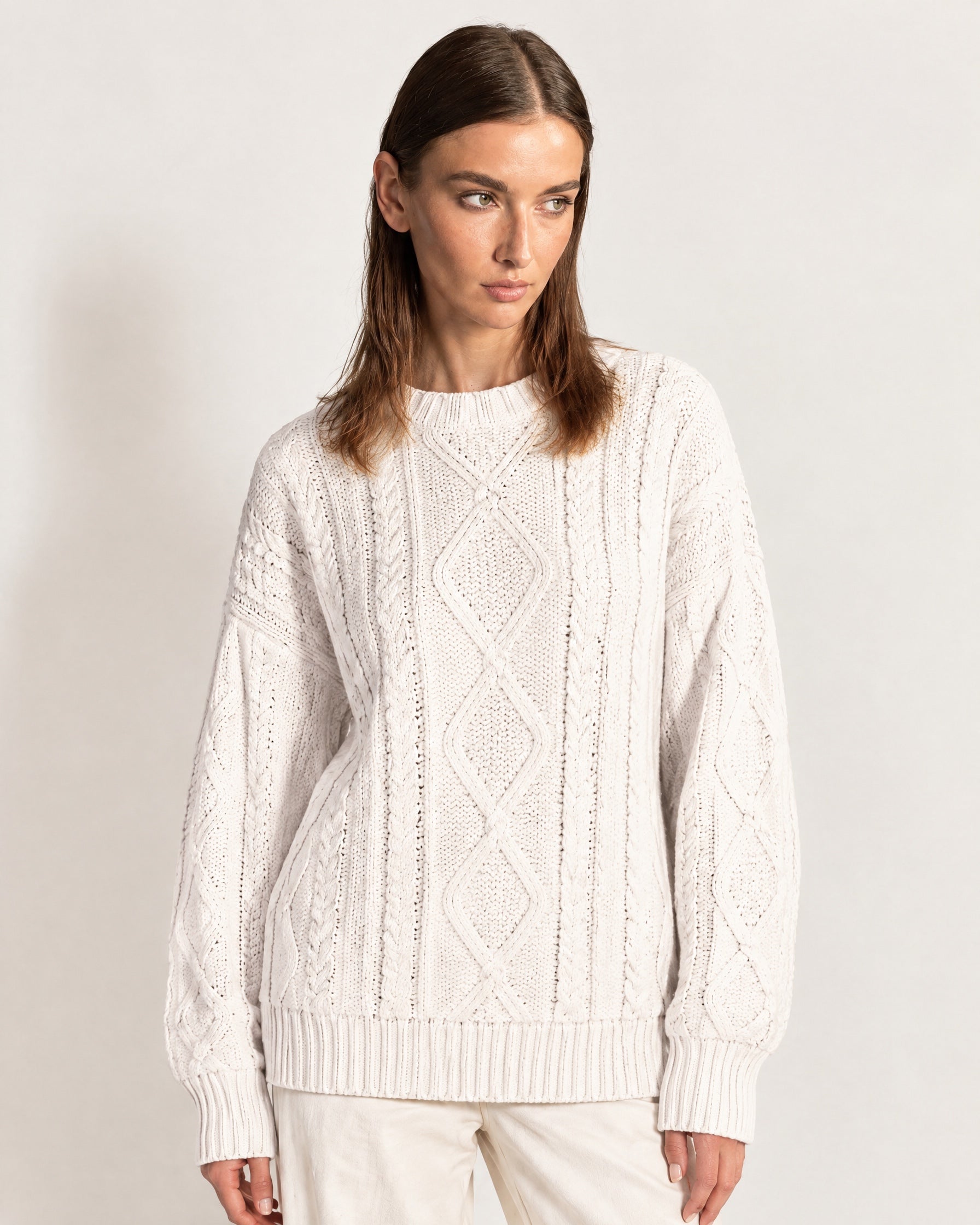 White Cable Knit Jumper Oversized Crew Neck Sweater with Diamond Pattern