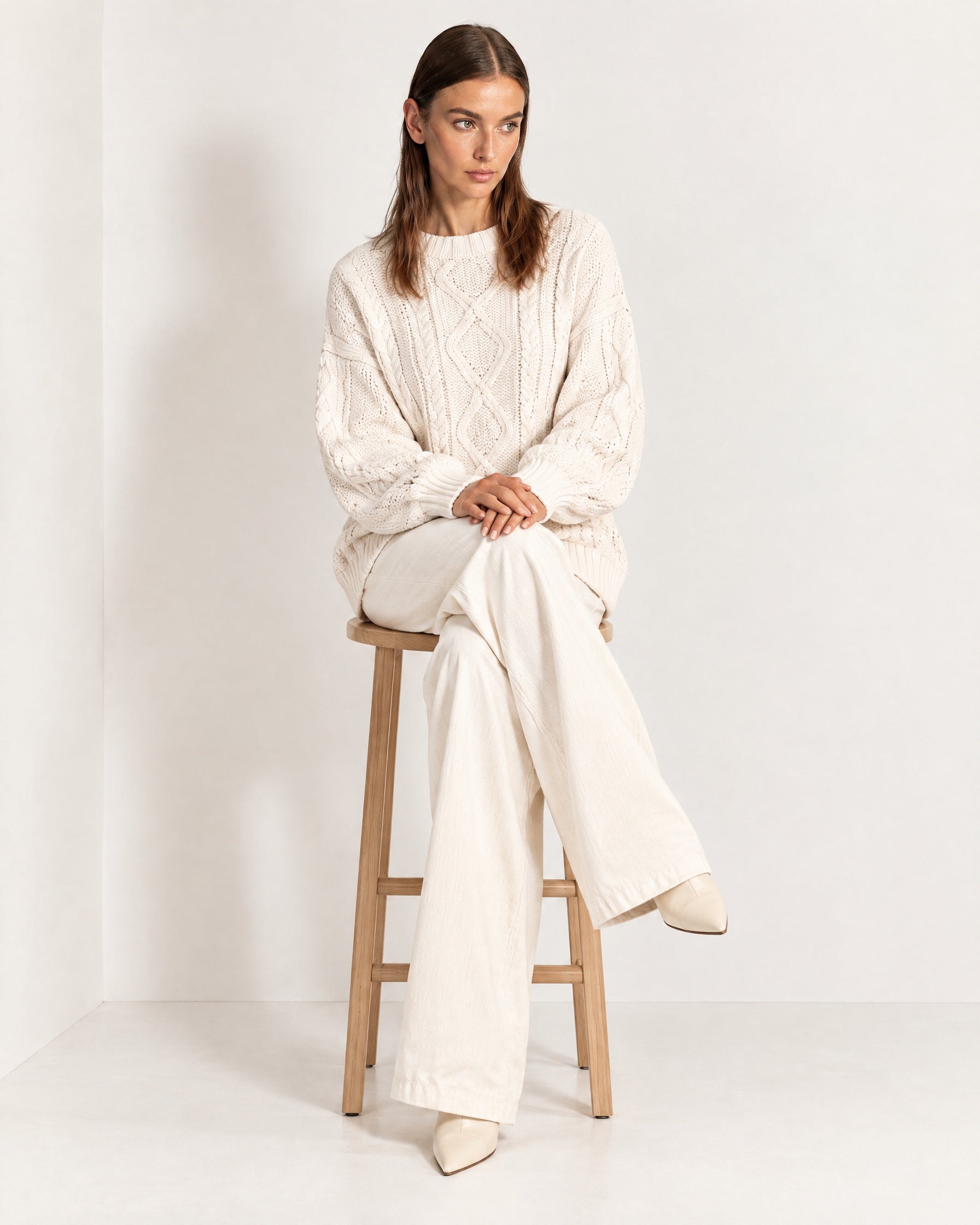White Cable Knit Jumper Oversized Crew Neck Sweater with Diamond Pattern