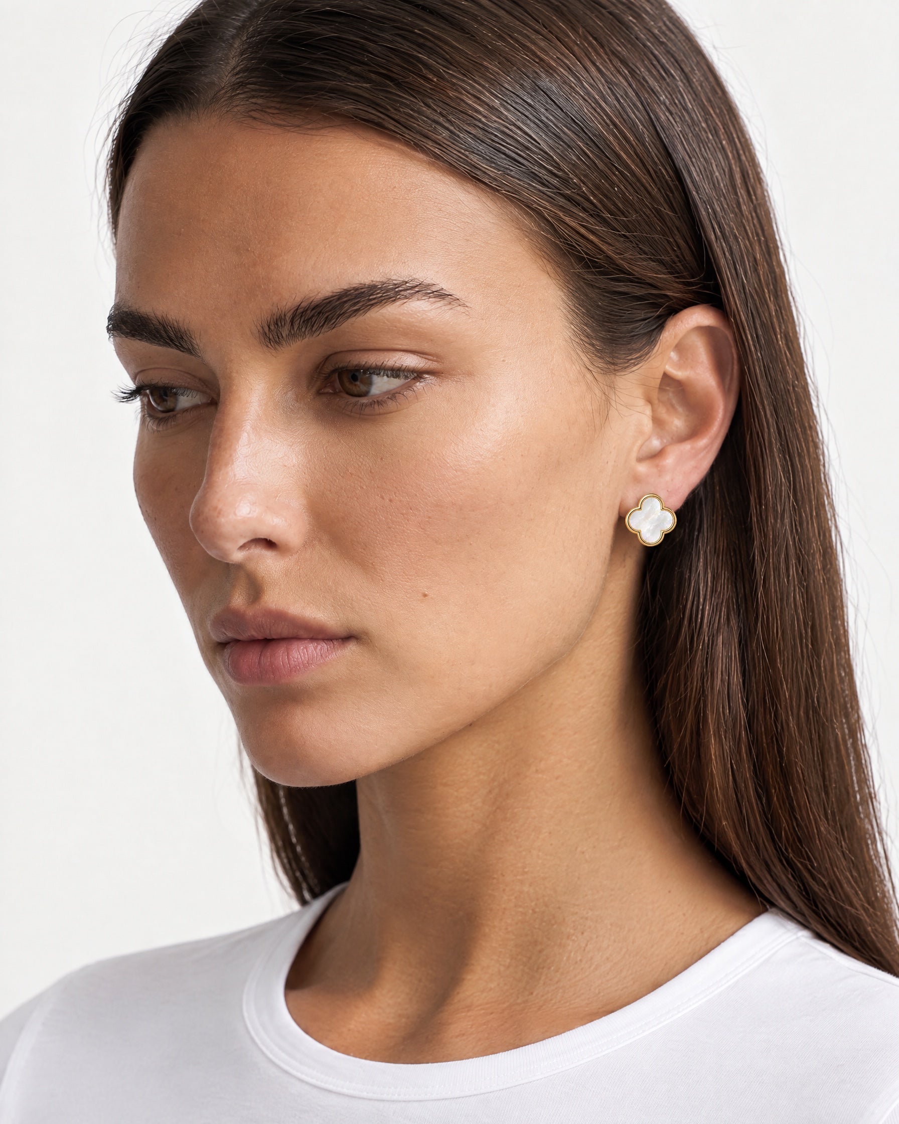 Clover Earrings Gold Tone Mother of Pearl - Gold